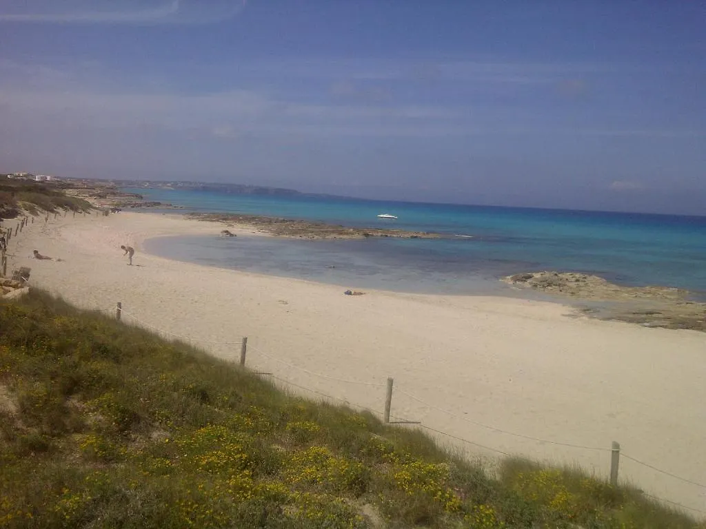 Apartamentos Es Calo 0*, Es Calo (Formentera) Spain