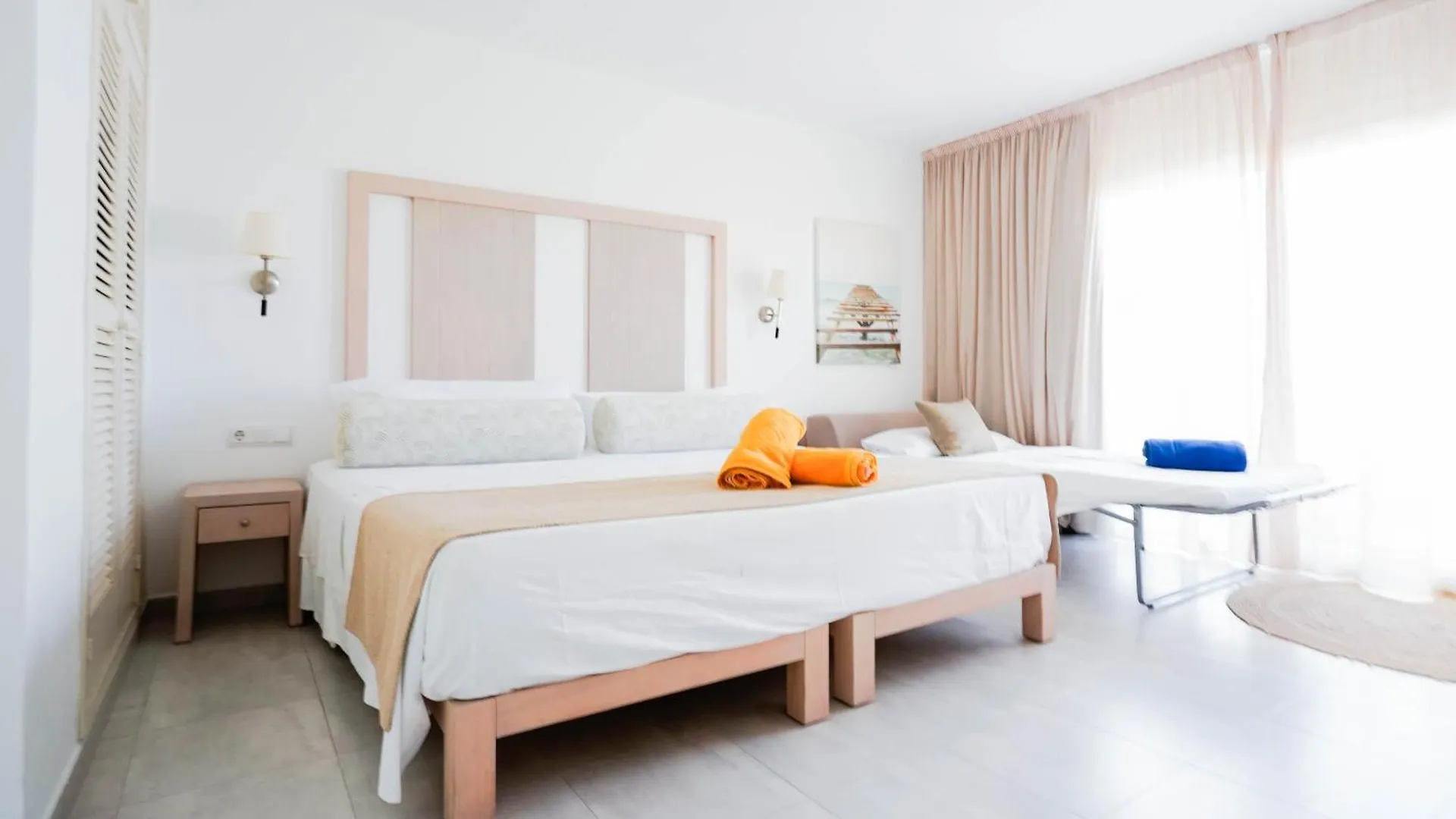 Apartamentos Es Calo Aparthotel Es Caló